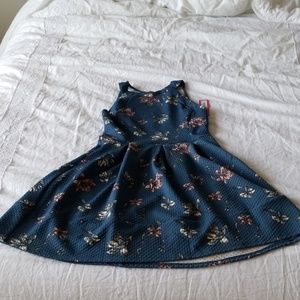 Blue flower print dress - small